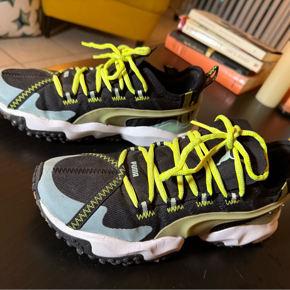 Puma Womens Hiking Sneakers 8 (W) Pre-Owned